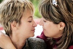 She is looking for you - lesbian partnership