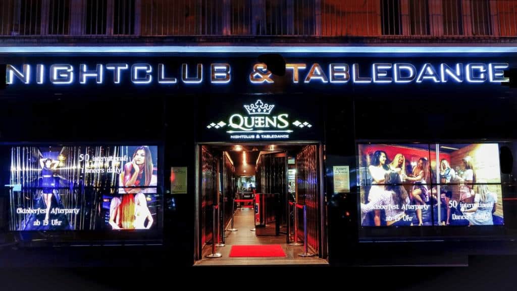 Queens Strip Club et discothèque Tabledance à Munich