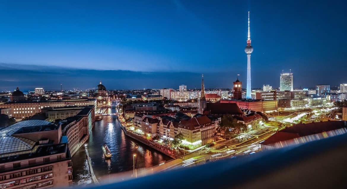 Mit einer Escort Lady das Berliner Flair genießen