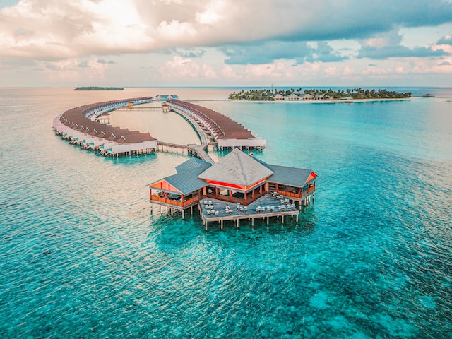 Les Maldives sont les îles de l&#39;amour ! Il n’est pas étonnant que les Maldives soient la destination la plus prisée des amoureux, des jeunes mariés, des couples et des couples mariés. 