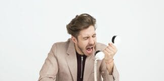 Las trampas de sexo telefónico a menudo se subestiman, pero pueden tener graves consecuencias