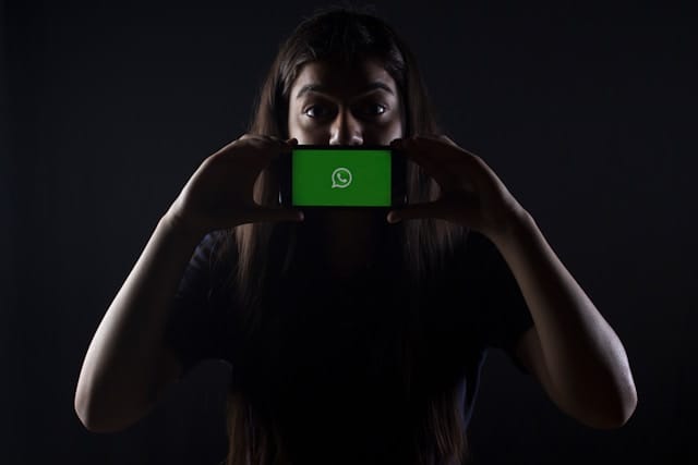 Die dunkle Seite des WhatsApp Sexting: Risiken und Gefahren